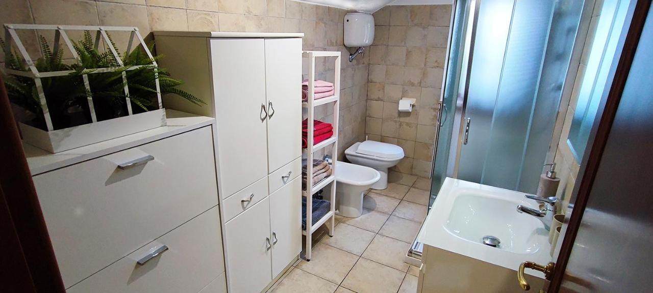 פסקרה Villa Turati מראה חיצוני תמונה